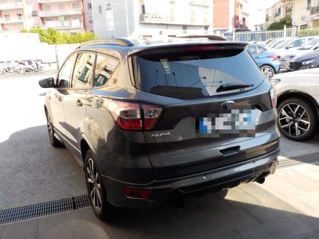 FORD Kuga 1.5 TDCI 120 CV S&S 2WD ST-Line