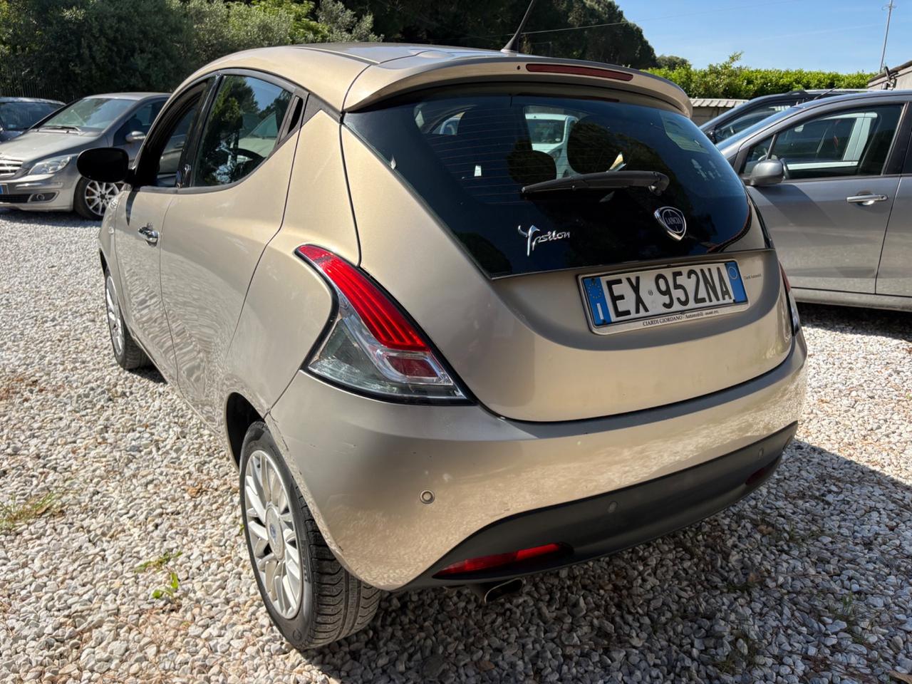 Lancia Ypsilon 1.2 69 CV 5 porte Gold