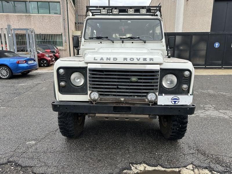 Land Rover Defender Defender 110 2.4 td Sw 122cv