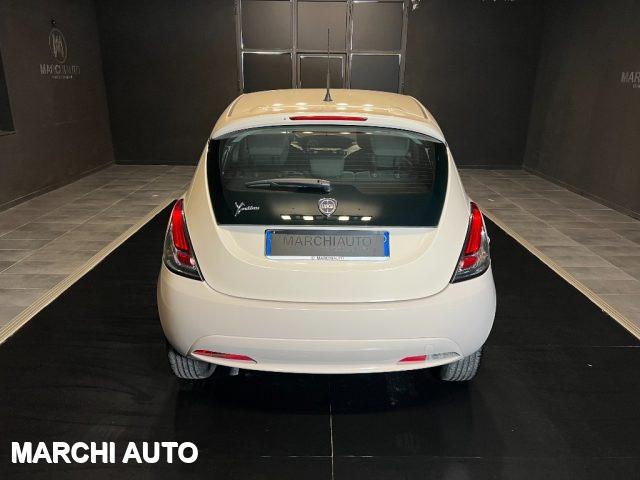 LANCIA Ypsilon 1.2 69 CV 5 porte Silver