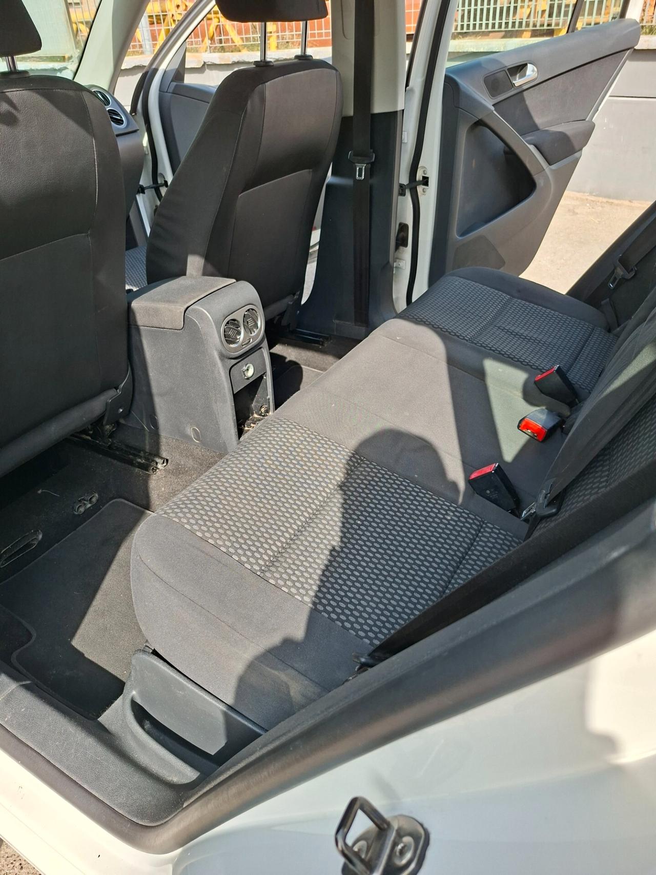 Volkswagen Tiguan 2011 2.0 tdi/GPL !!!