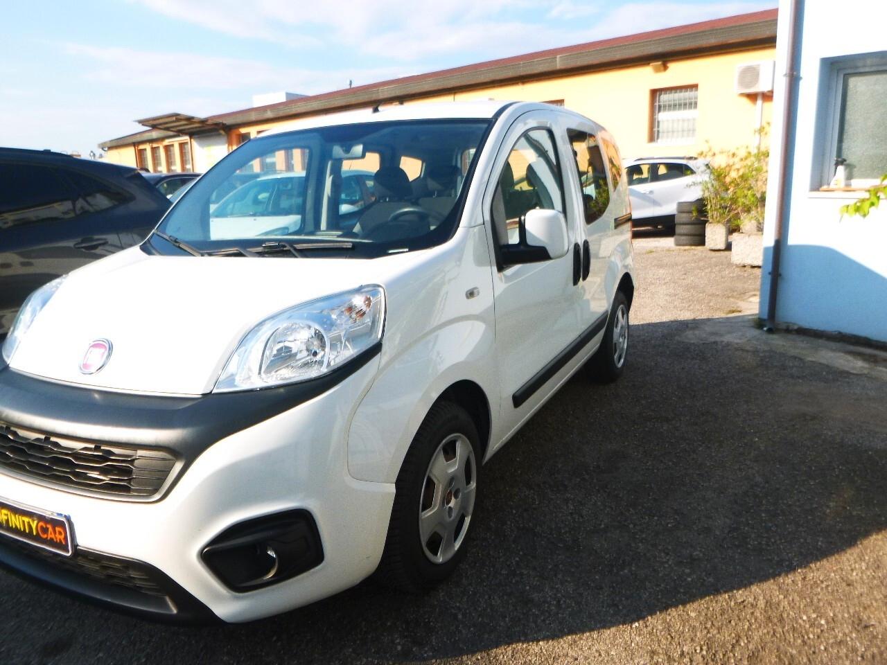 Fiat Qubo 1.3 MJT 80 CV Lounge neopatentati