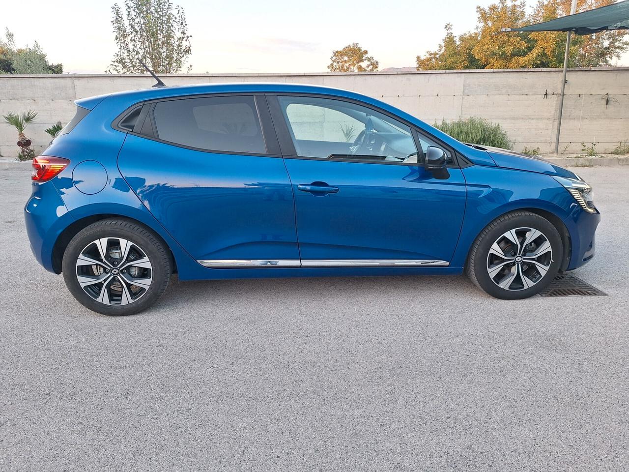 Renault Clio EVOLUTION 1.5 dCi 100cv NAV - 2023