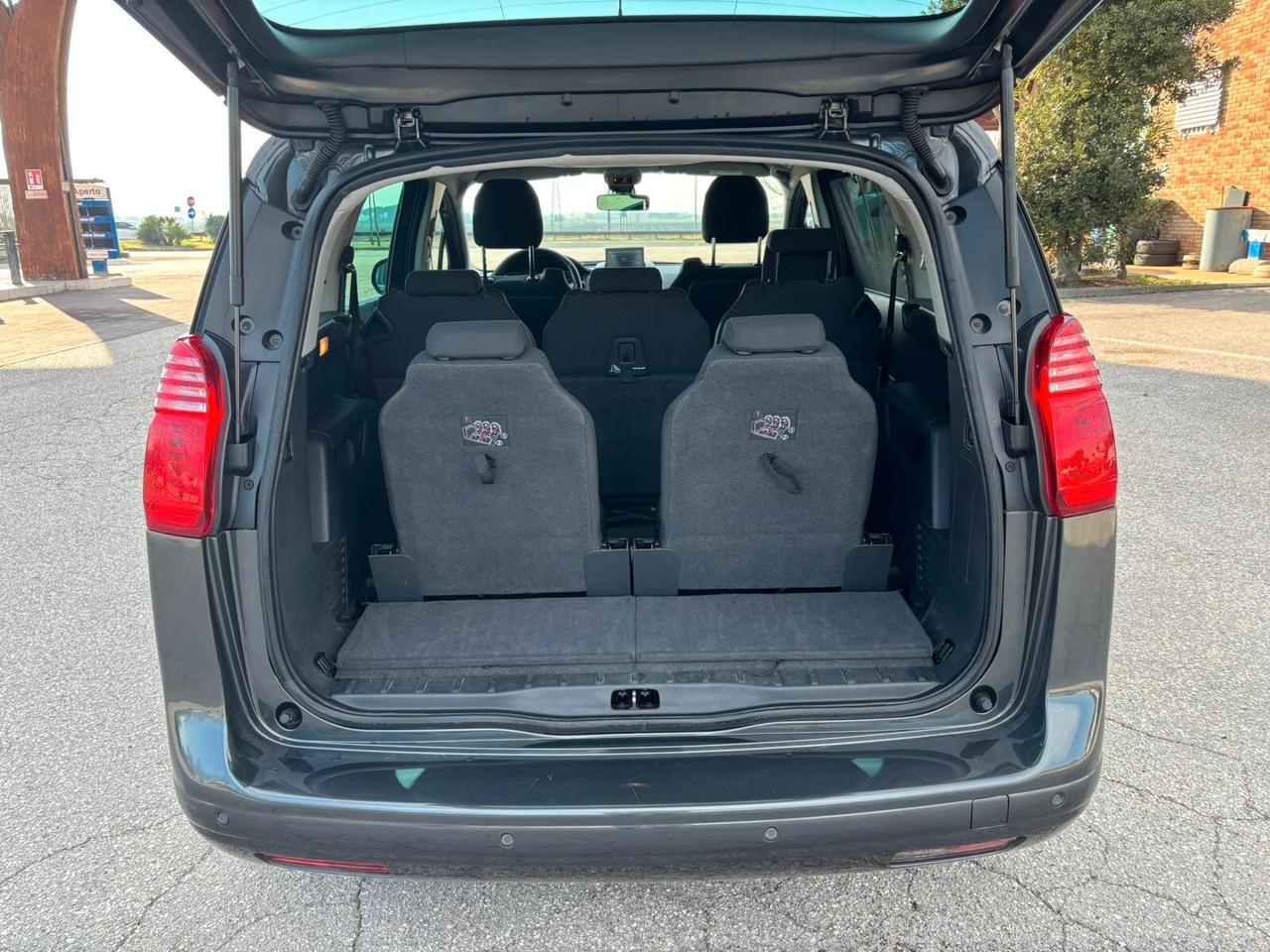 Peugeot 5008 BlueHDi 120 S&S Business 7 Posti