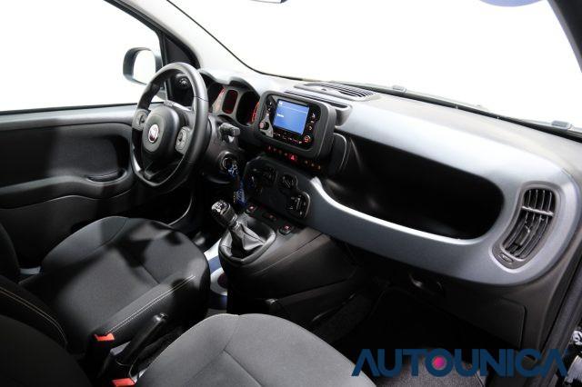 FIAT Panda 1.0 CITY LIFE S&S HYBRID NEOPATENTATI