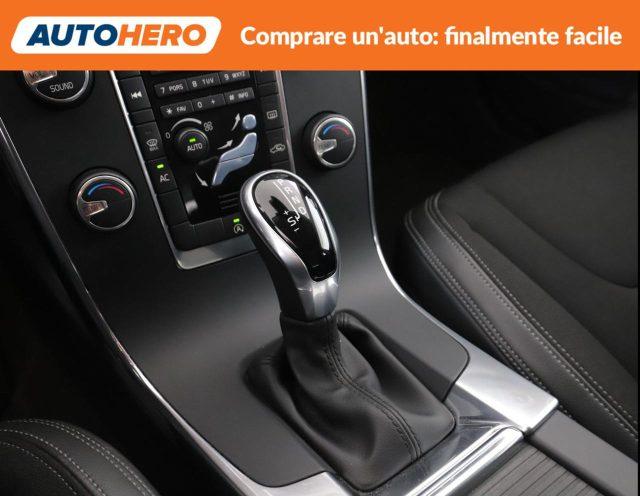 VOLVO V60 Cross Country D3