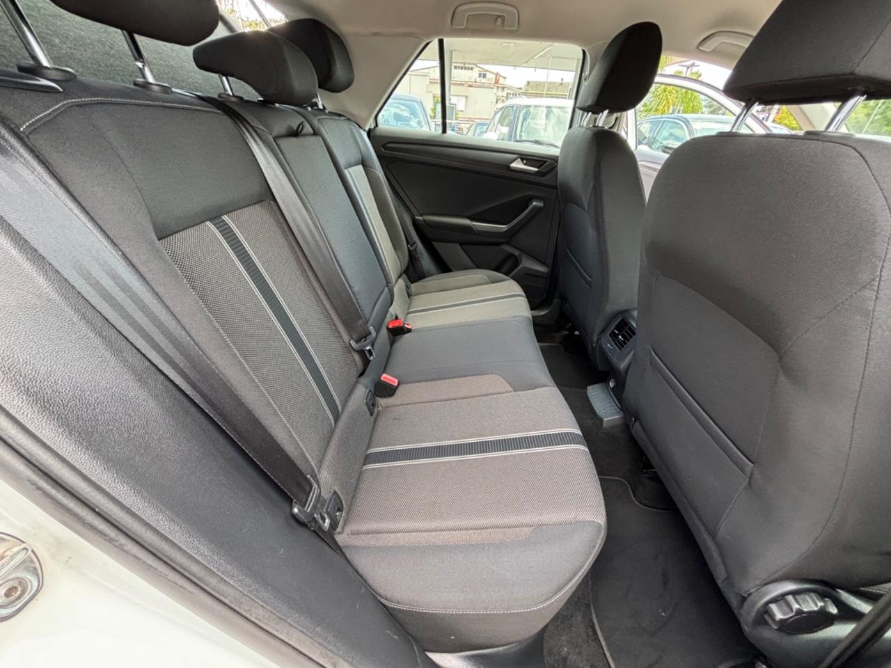VW T-ROC 1.6 116CV ADVANCED 99.000km