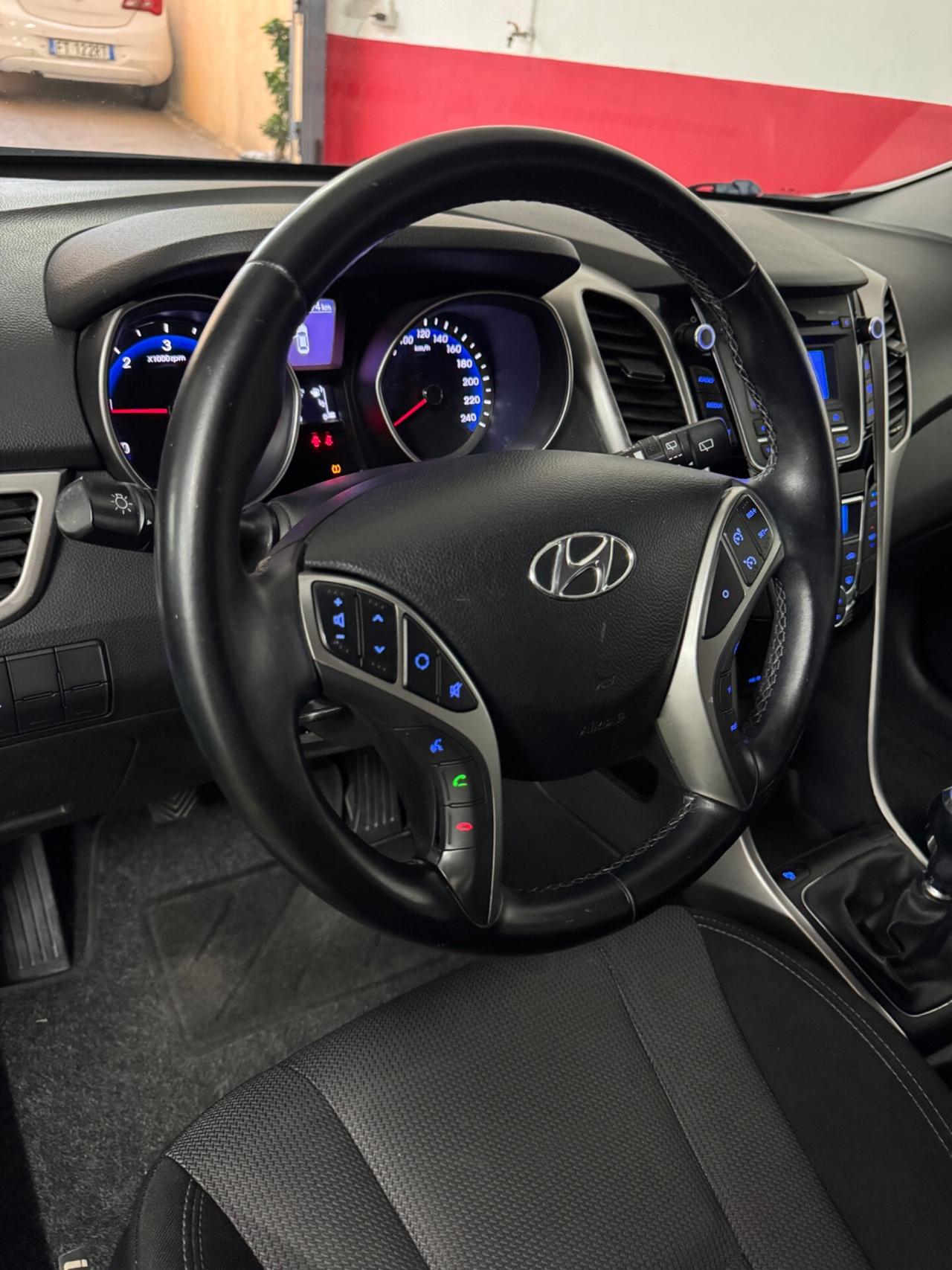 Hyundai i30 1.6 CRDi 5p. FULL LED 130000 Chilometri