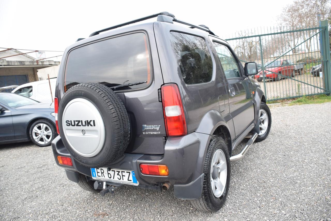 Suzuki Jimny 4X4 - GANCIO TRAINO TETTO PANORAMICO 1.3i 16V 85CV Special NAVI CAM ANDROID CARPLAY