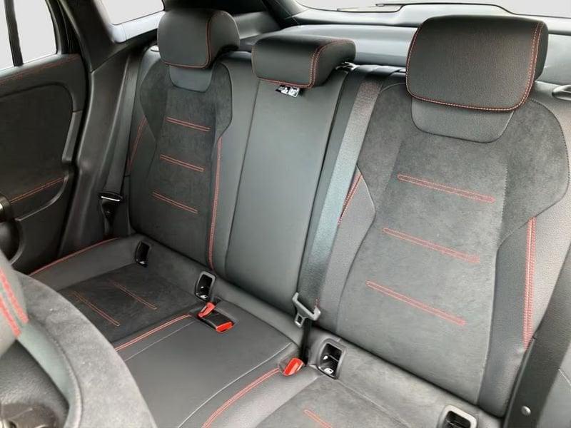 Mercedes-Benz GLA GLA 200 d AMG Line MULTIBEAM LED CAMERA MBUX