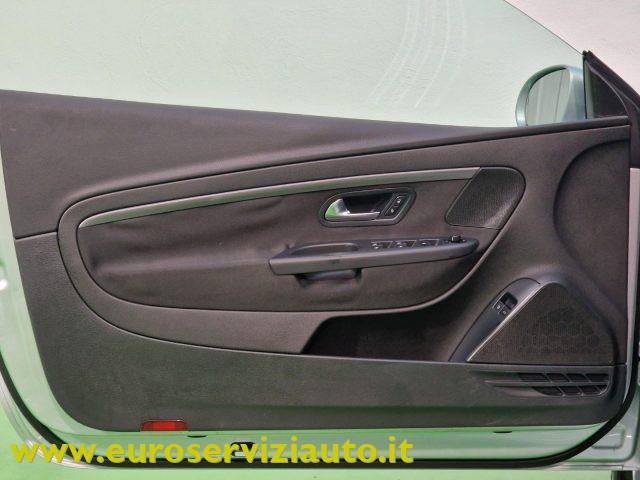 VOLKSWAGEN Eos 2.0 16V FSI
