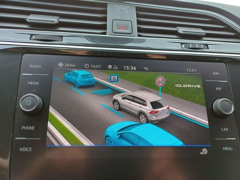 Volkswagen Tiguan 2.0 tdi Elegance 150cv dsg GARANZIA-KM CERTIFICATI