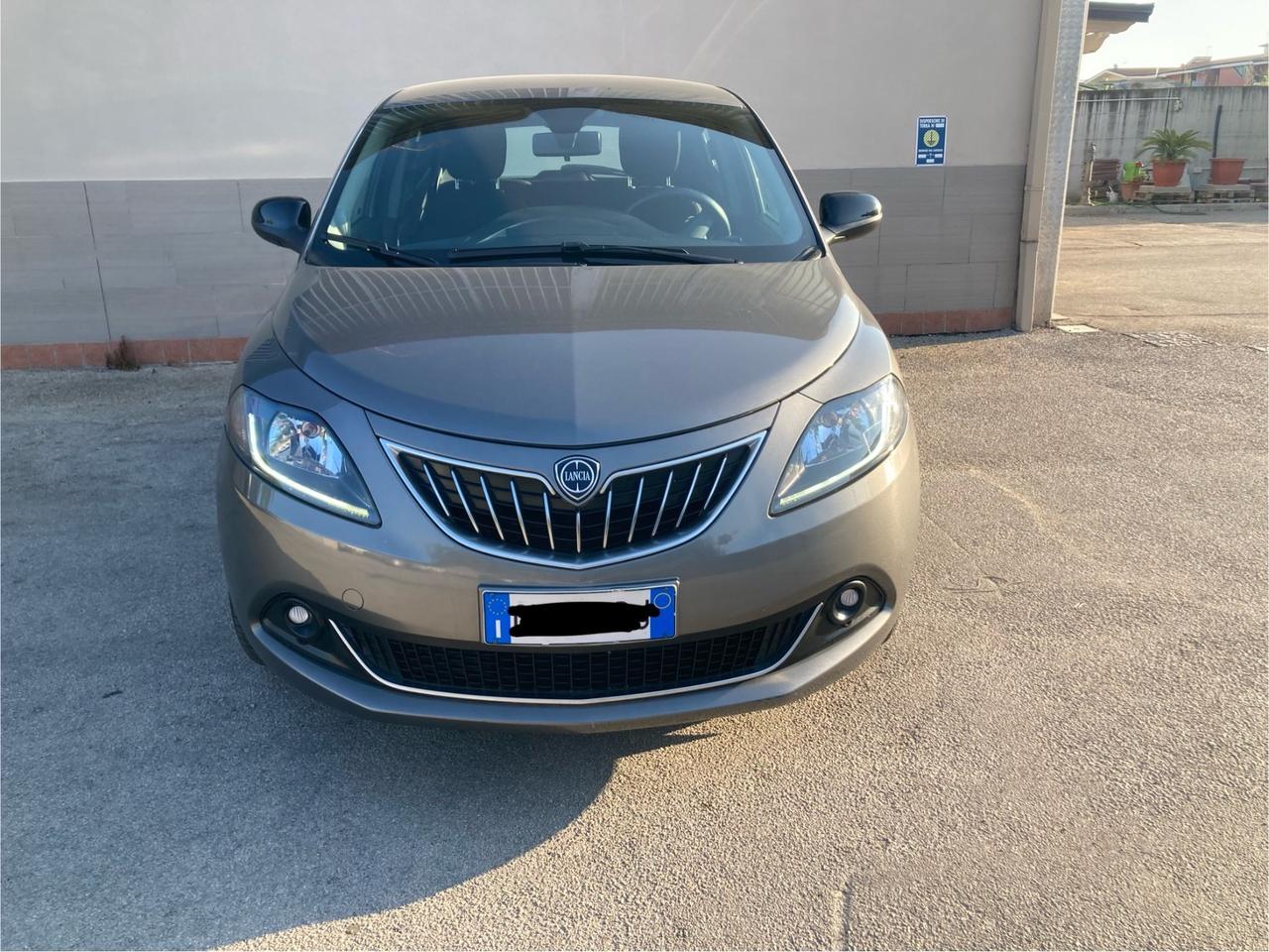 Lancia Ypsilon 1.0 FireFly 5 porte S&S Hybrid Gold