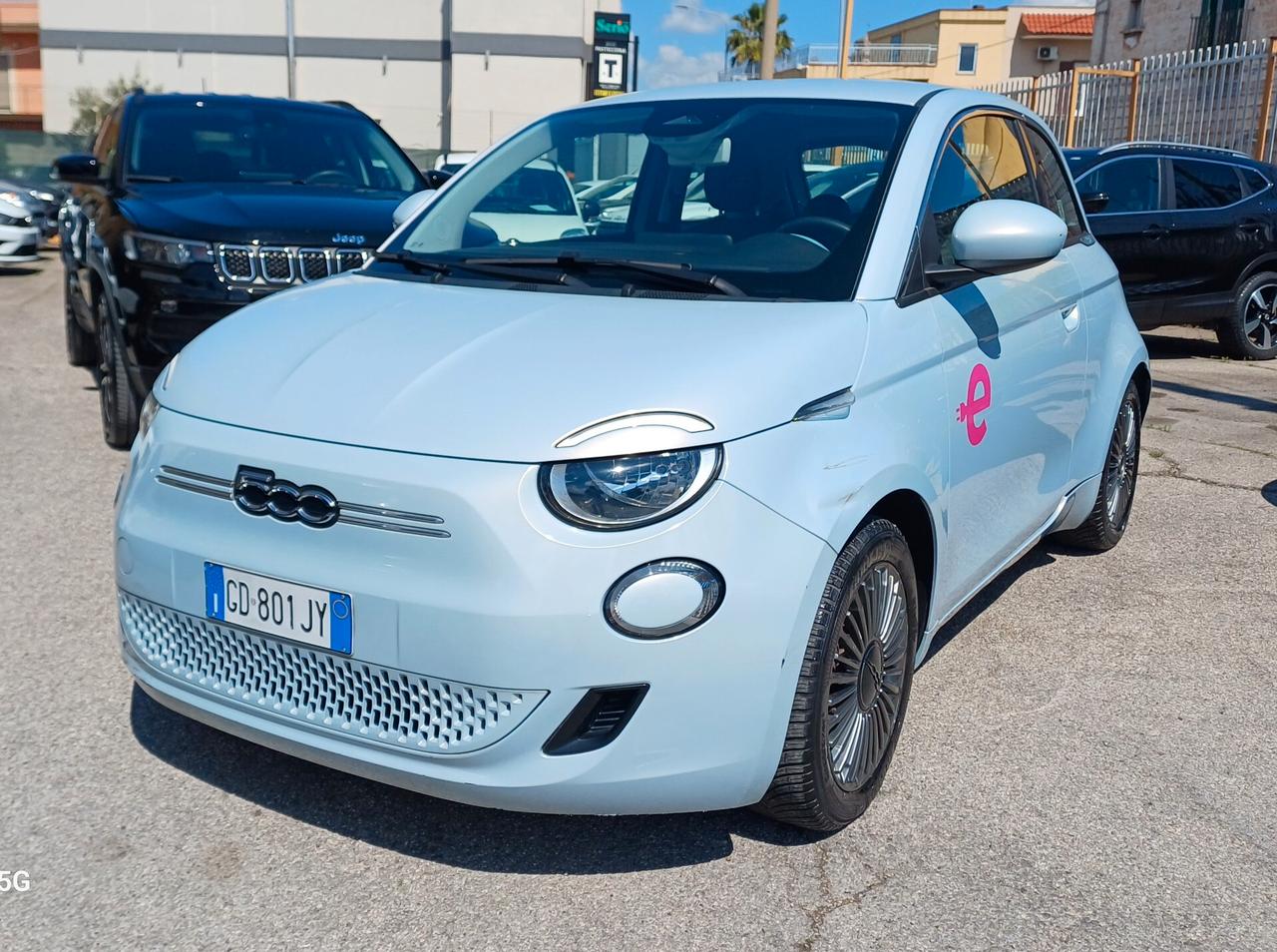 Fiat 500e Berlina 42 kWh Icon " elettrica "