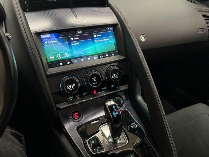 Jaguar F-Type 2.0 P300CV RWD AUTO R-Dynamic