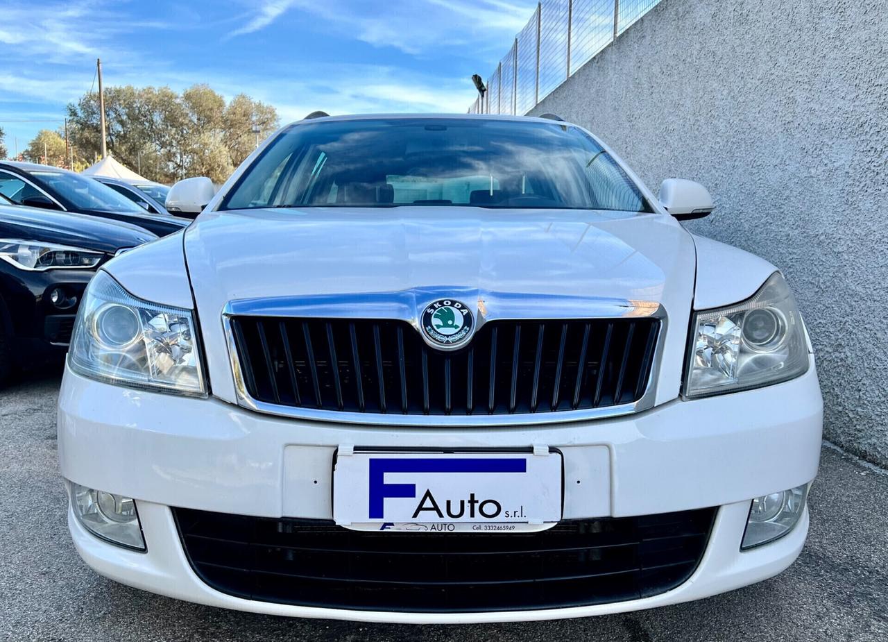 Skoda Octavia 1.6 TDI CR F.AP. Wagon Elegance