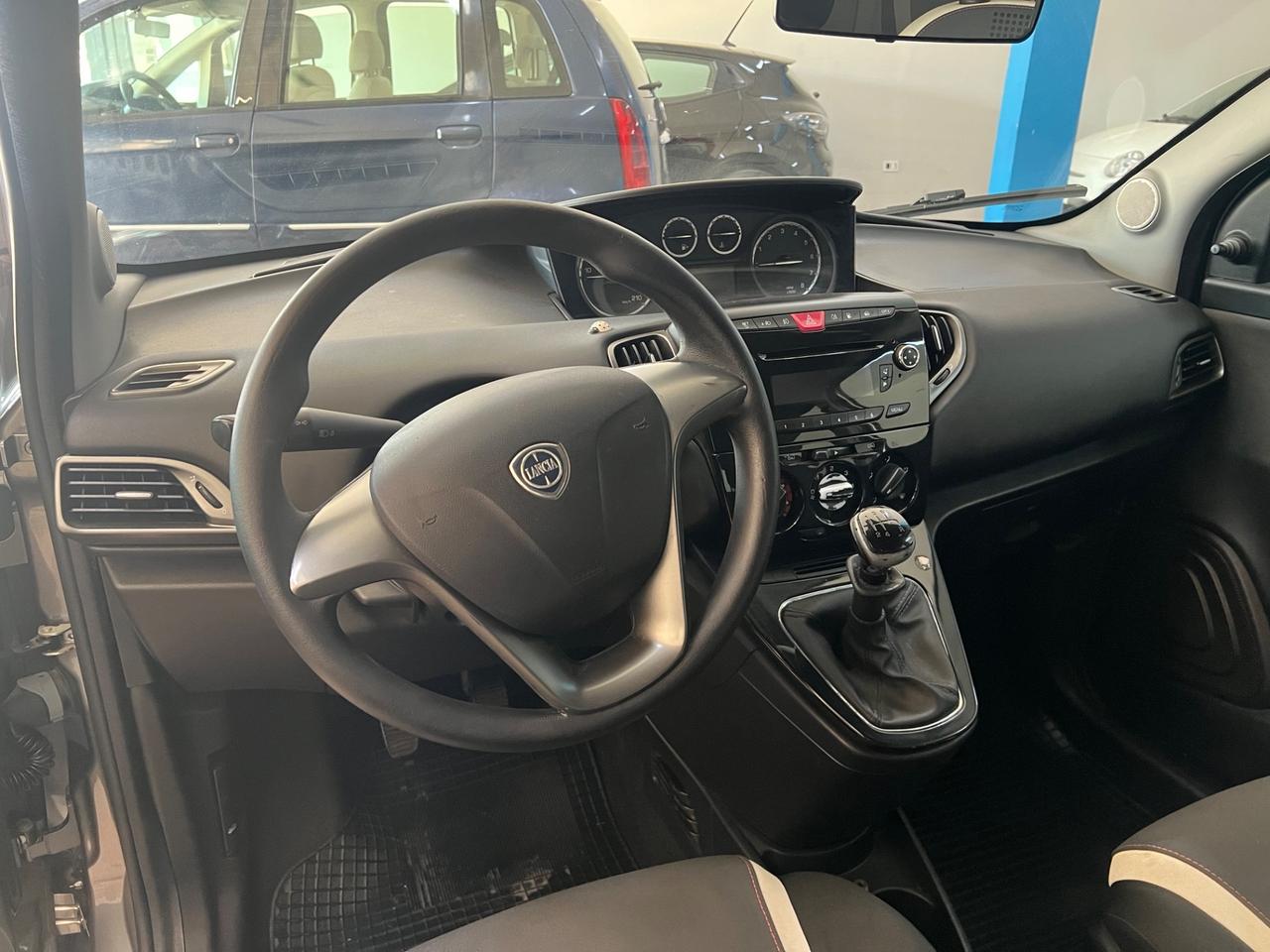 Lancia Ypsilon 1.2 69 CV 5 porte GPL CASA MADRE
