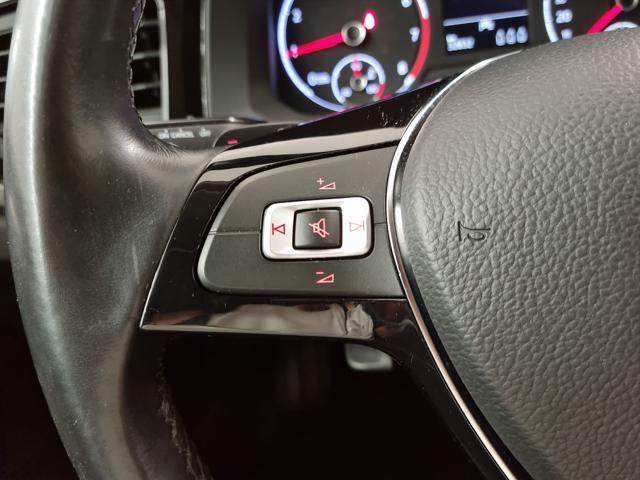 VOLKSWAGEN Polo 1.0 TSI DSG R-Line