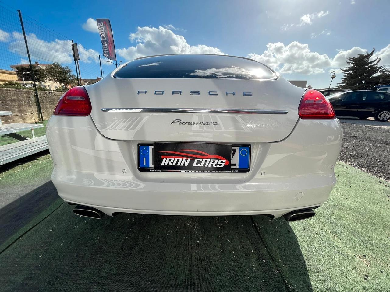 Porsche Panamera 3.0 Diesel FULL