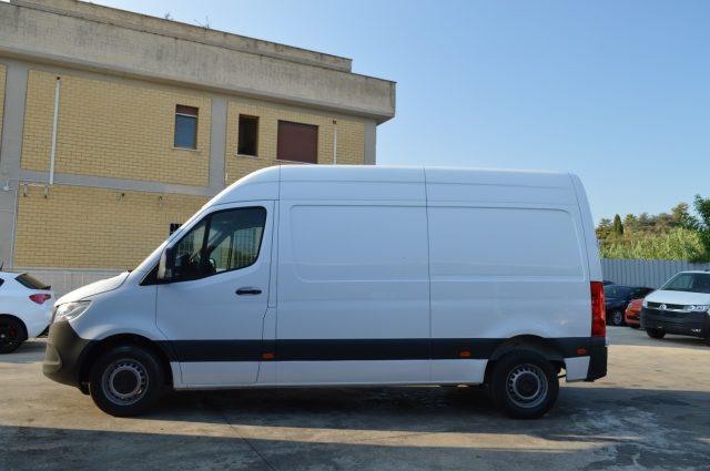 MERCEDES-BENZ Sprinter F39/33 311 CDI FWD TA Furgone