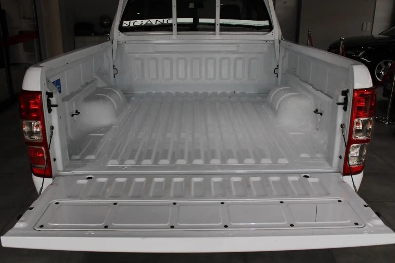 FORD RANGER 4+4 - IVA DETRAIBILE
