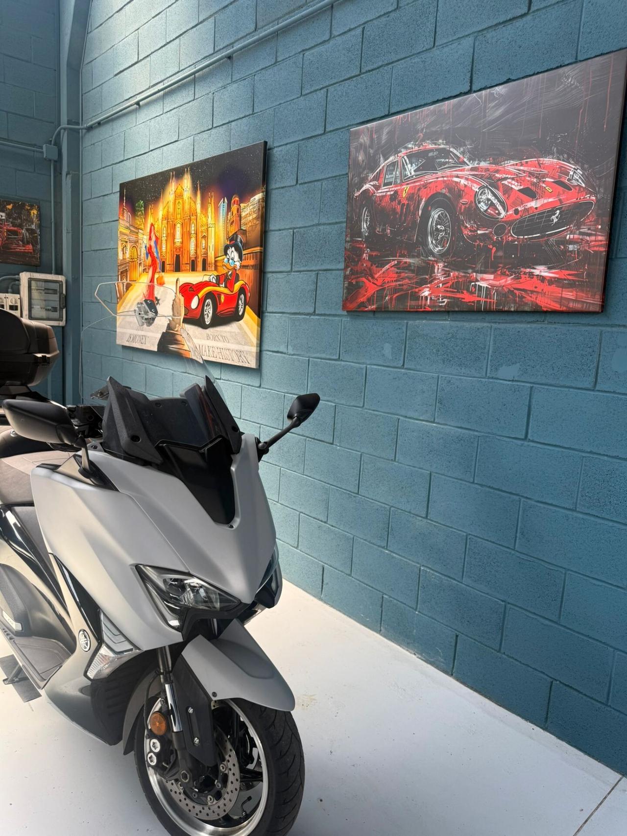 T MAX 530 DX ICE FLUO MY2019