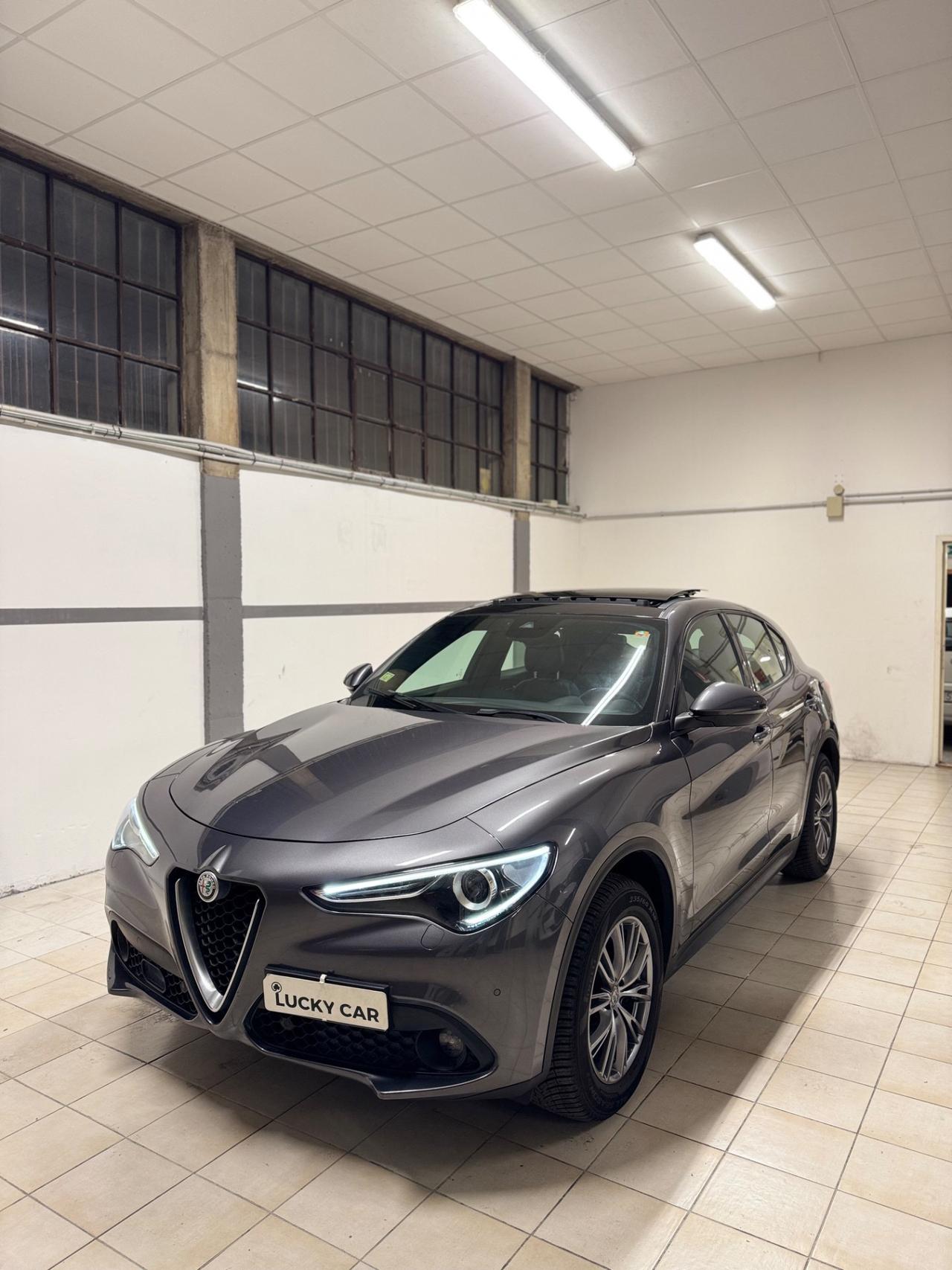 Alfa Romeo Stelvio 2.2 Turbodiesel 210 CV AT8 Q4 Super