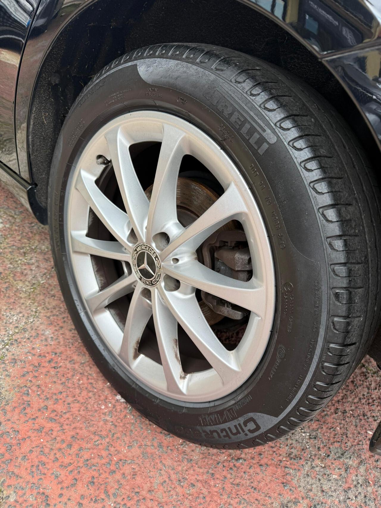 Mercedes-benz B 180d 116cv *UNICO PROPRIETARIO*