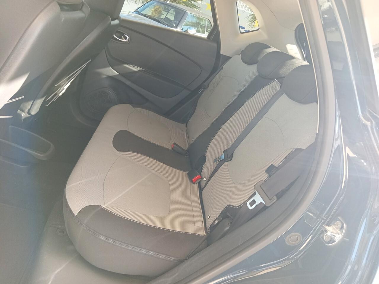 CAPTUR 1.5 DISEL C.V 110 Energy IL TOP PER NEO PATENT DA VETRINA