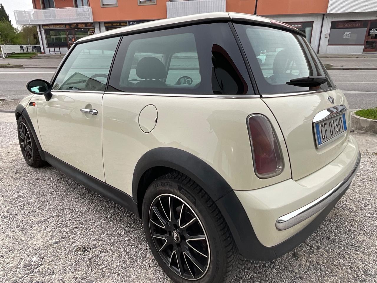 Mini 1.4 tdi One D