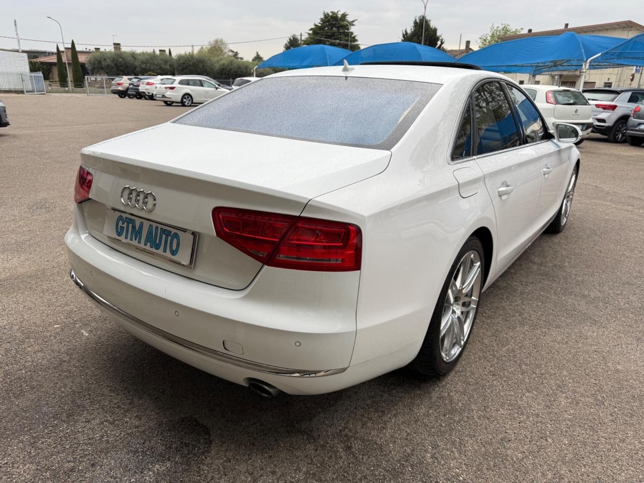 Audi A8 - 4.2 TDI V8 351 CV - quattro tiptronic