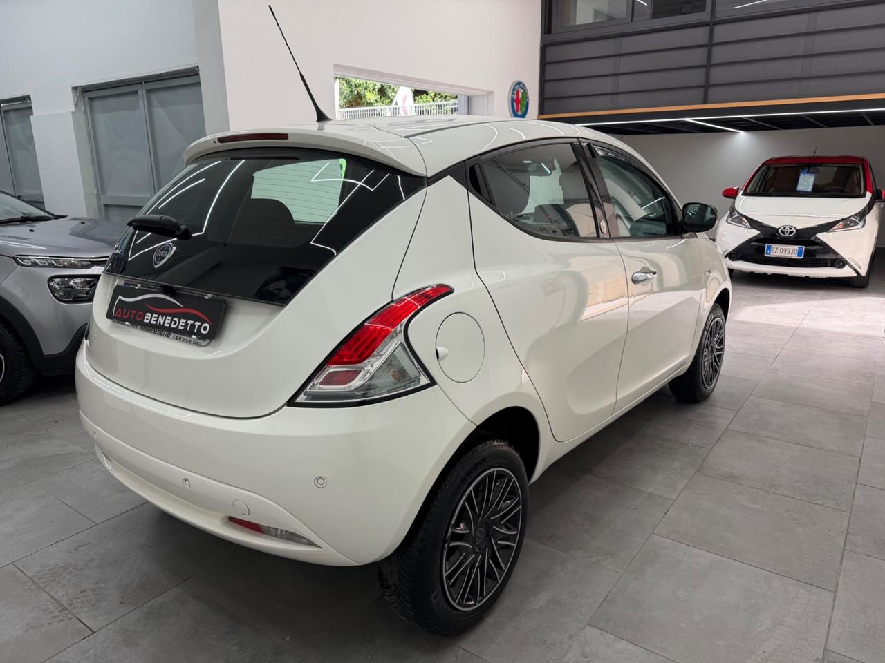 Lancia Ypsilon 0.9 TwinAir metano gold 2019