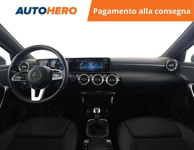 MERCEDES-BENZ A 180 Sport