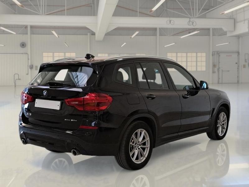 BMW X3 xDrive 30e Business Advantage Autom.