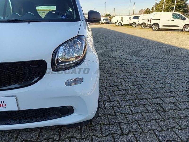 smart fortwo Fortwo eq Youngster my19