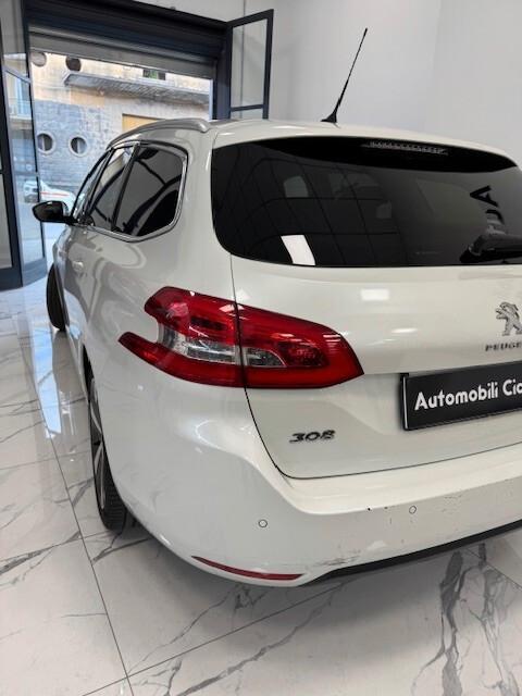 Peugeot 308 BlueHDi 130 S&S Allure