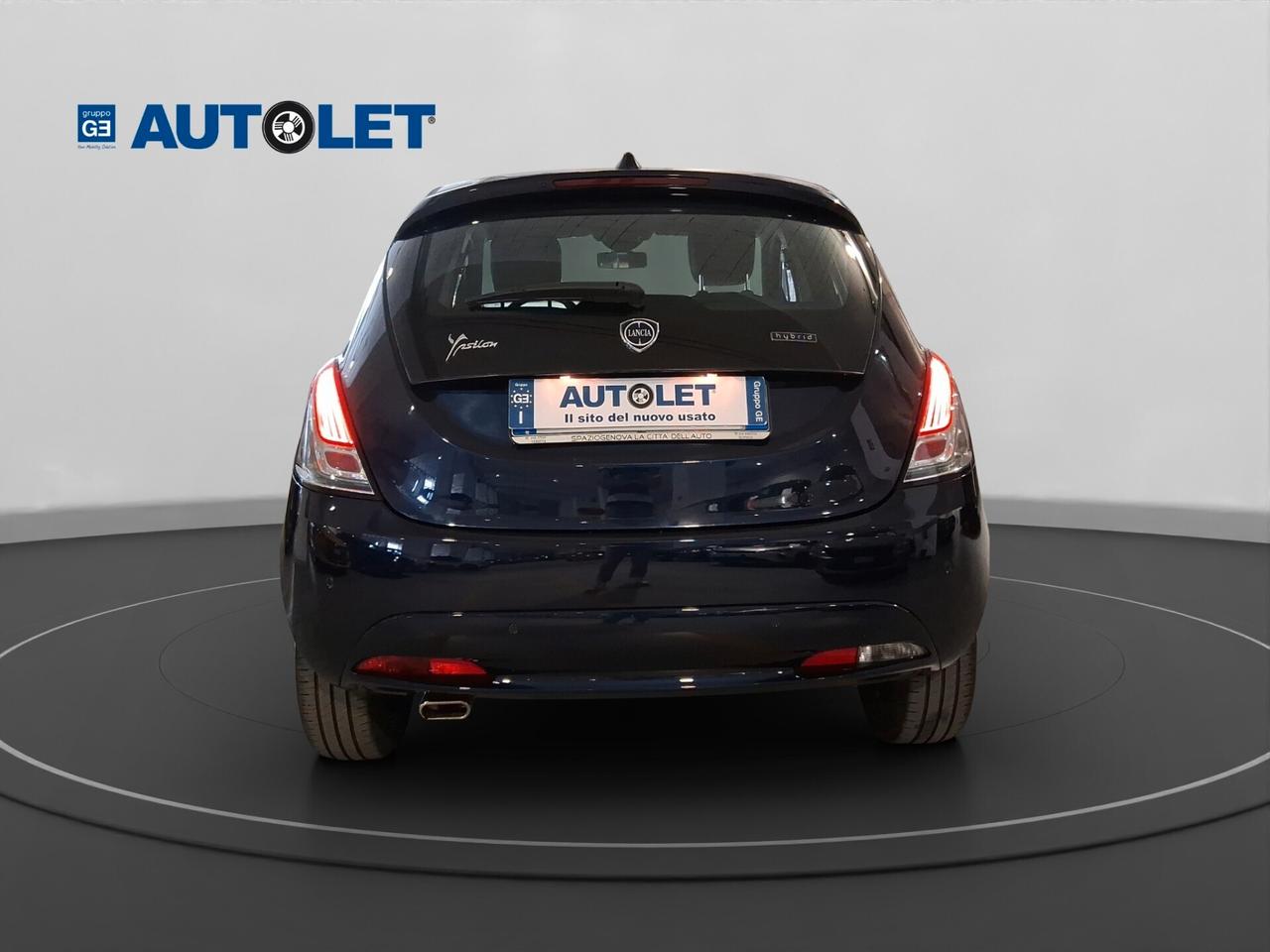 Lancia Ypsilon 1.0 FireFly 5 porte S&S Hybrid Ecochic Silver