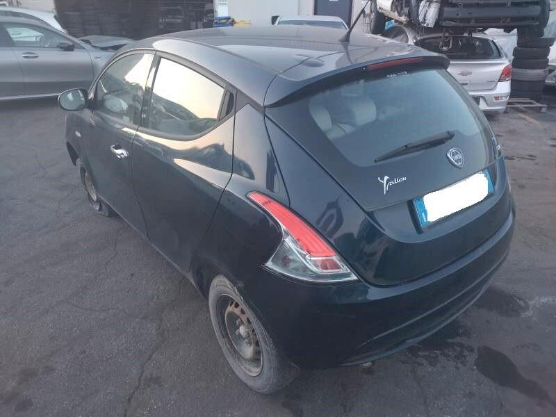 Lancia Ypsilon 1.3 MJT 16V 95 CV 5 porte S&S Silver