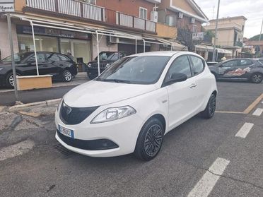 LANCIA Ypsilon 1.0 FireFly 70CV HYBRID ORO - KM ZERO ITALIANA