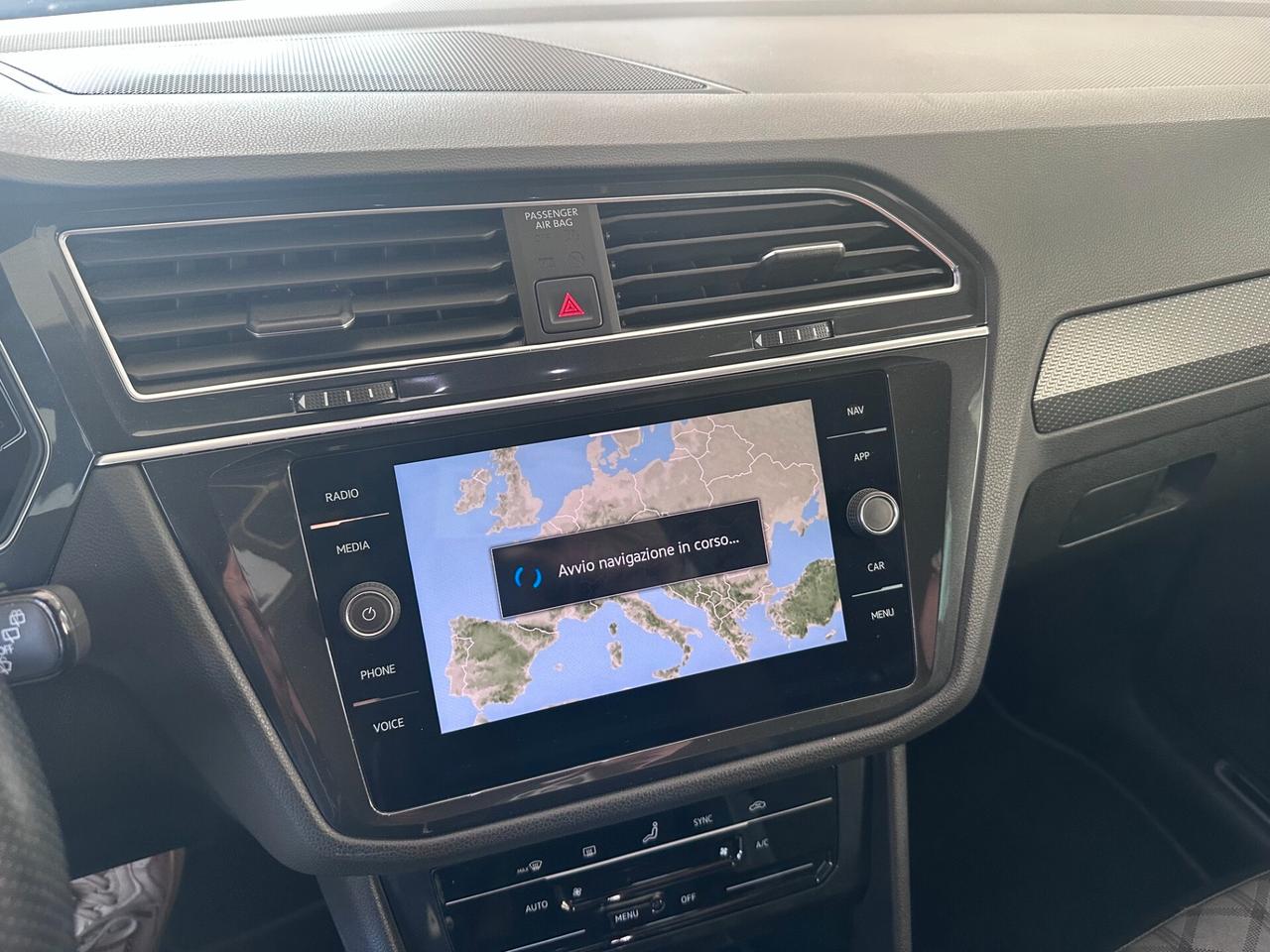 Volkswagen Tiguan 2.0 TDI 150 CV SCR DSG R-Line