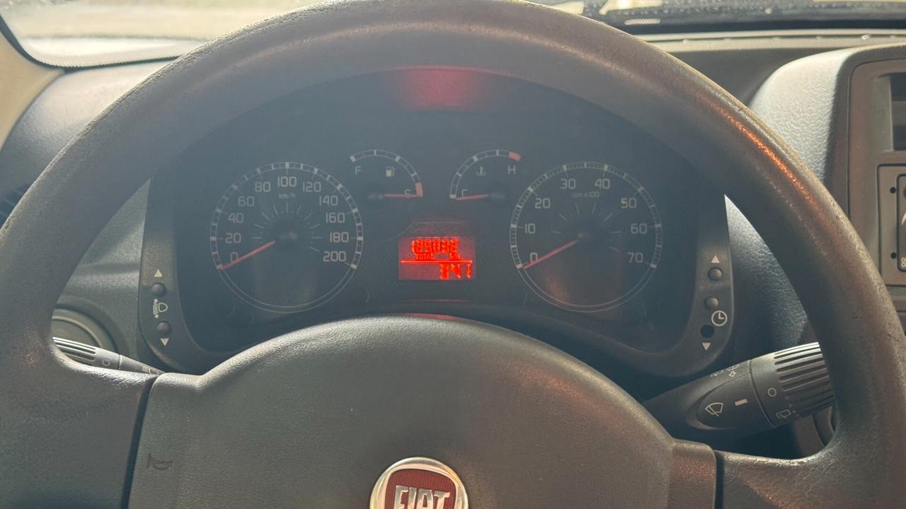 Fiat Panda 1.2 60CV NEOPATENTATI - 2008