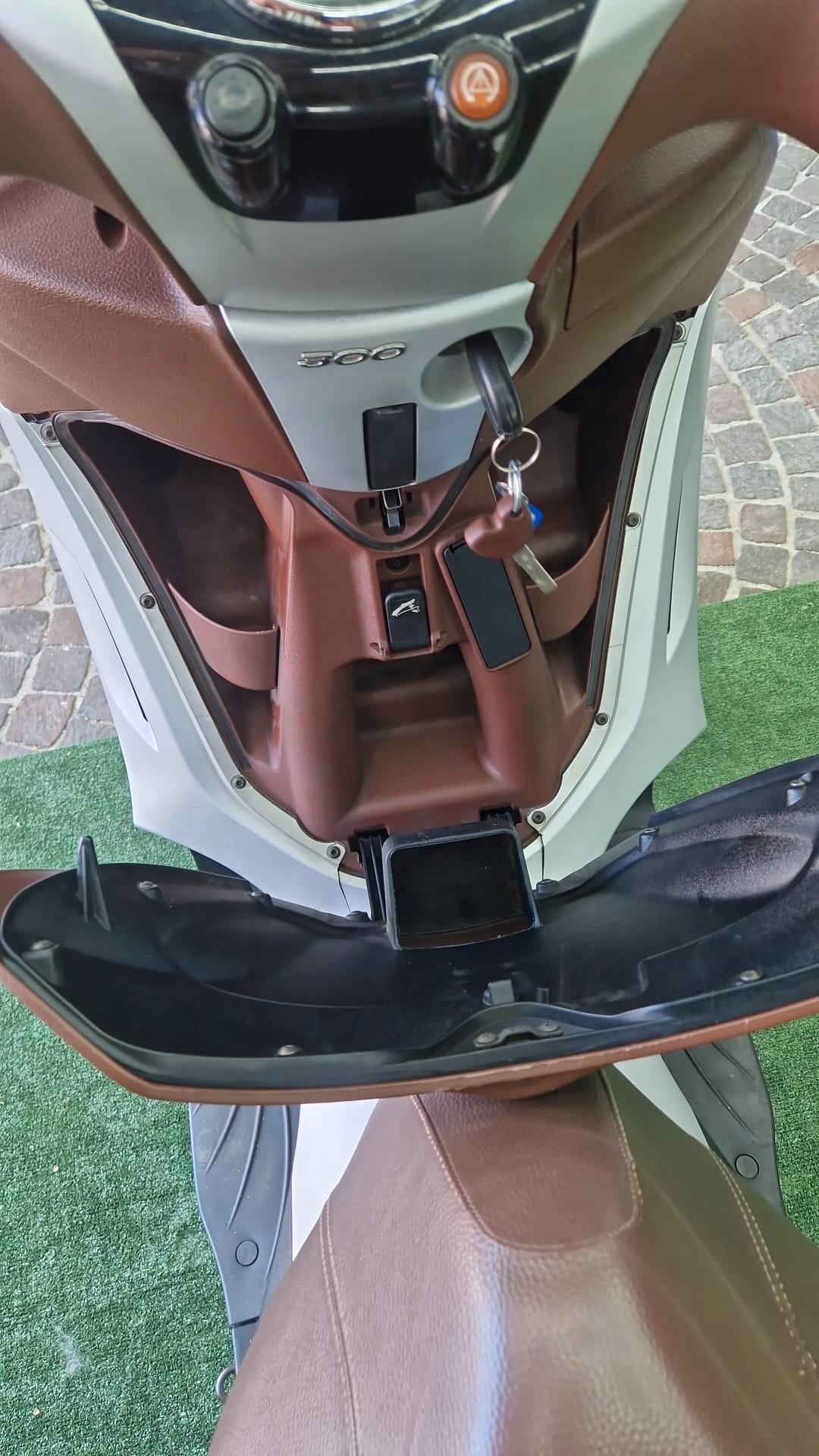 Piaggio Beverly 300