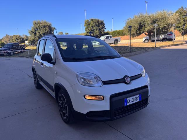 FIAT Panda 1.0 HYBRID CITY LIFE 5 POSTI+TELEF+VOLANTE MULTI