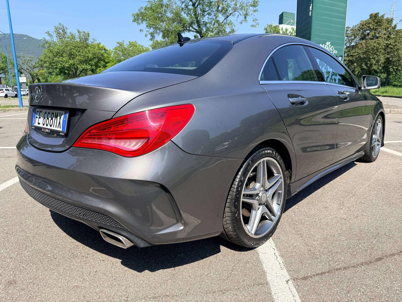 Mercedes-Benz CLA 180 Premium AMG Automatica 122cv OK NEOPATENTATI