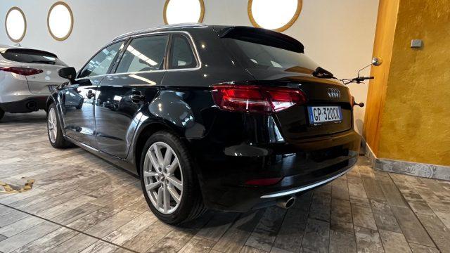 AUDI A3 SPB 30 TDI S tronic Sport- COCKPIT