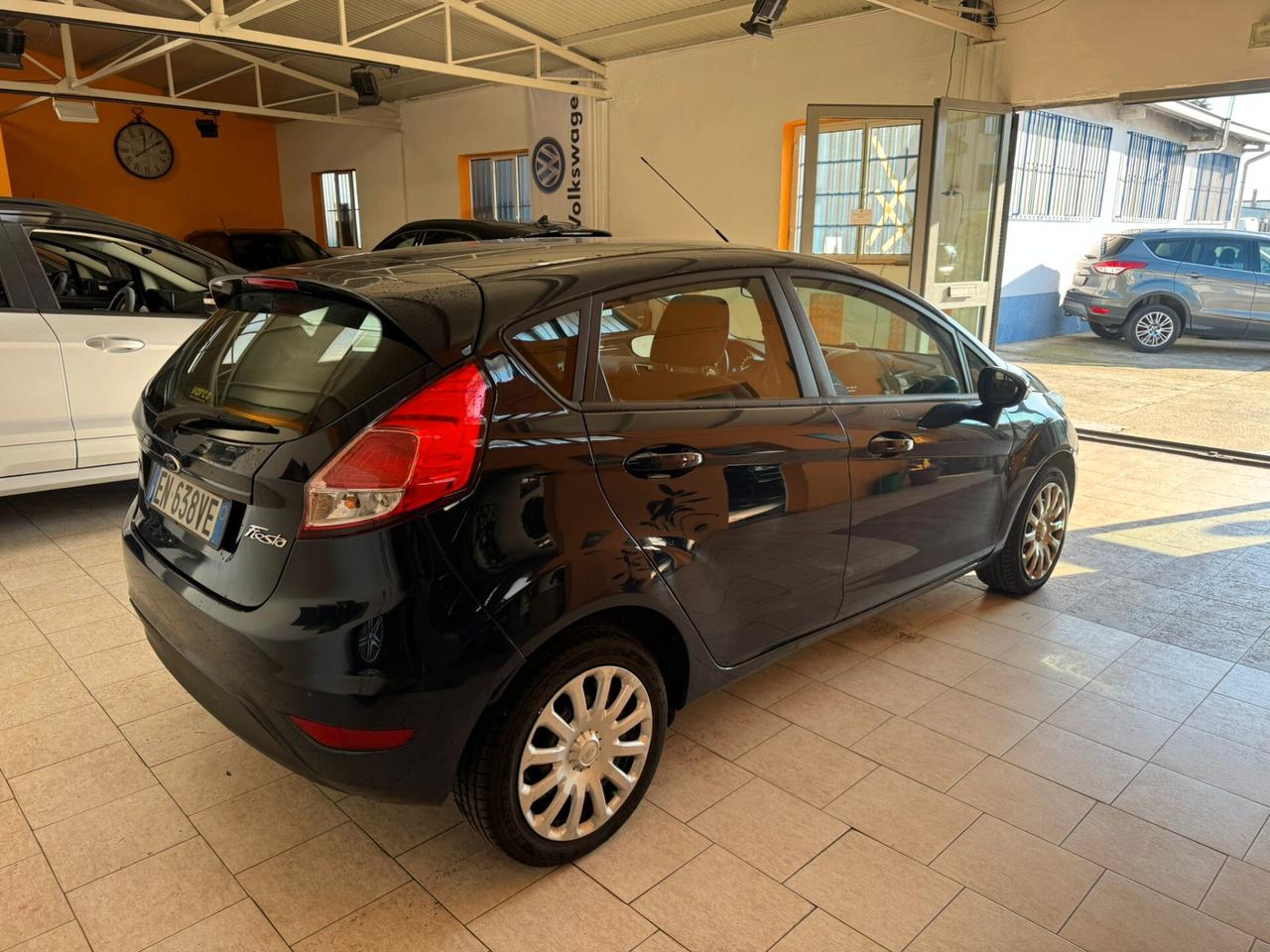Ford Fiesta 1.5 TDCi 75CV 5 porte Titanium