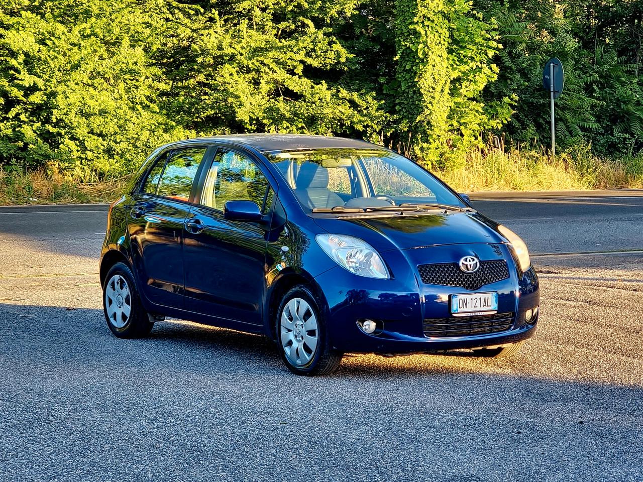 Toyota Yaris 1.3 5 porte Navi 2008-E4 Manuale NEO