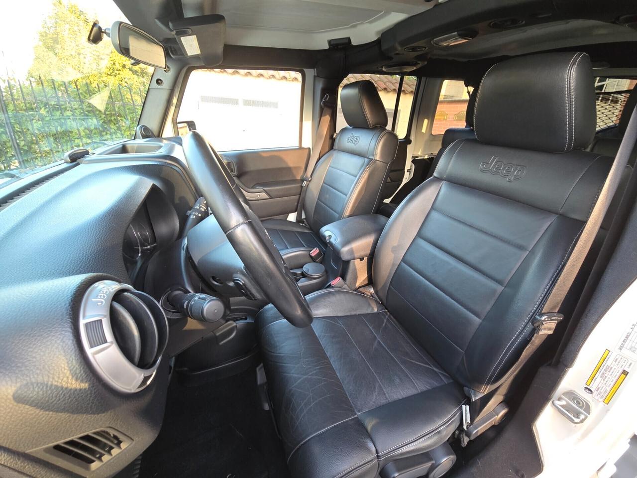 JEEP Wrangler Unlimited 2.8 crd Sahara Automatica