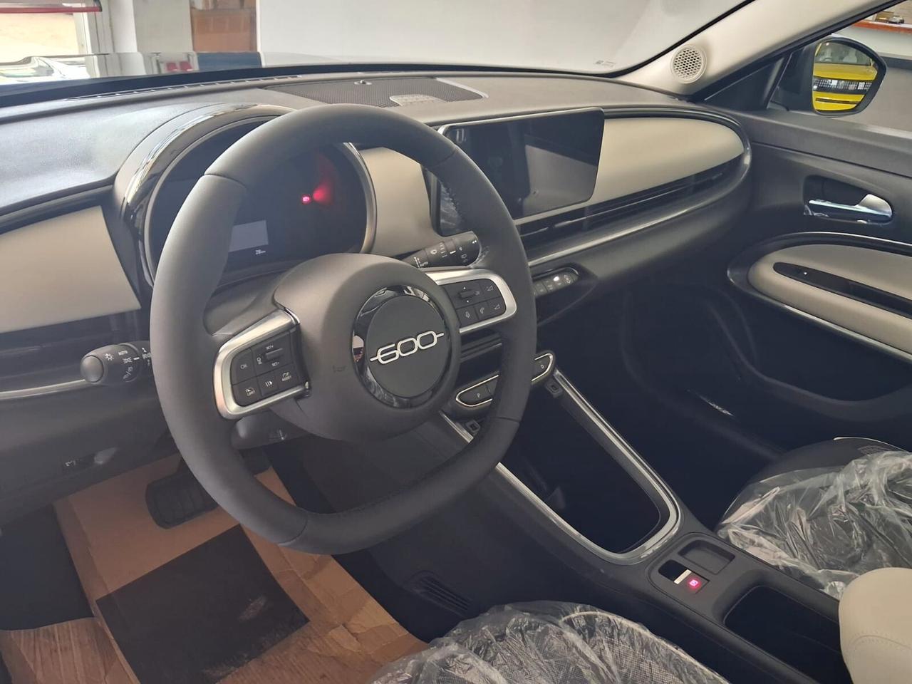 Fiat 600 Hybrid 110 CV DCT MHEV La Prima