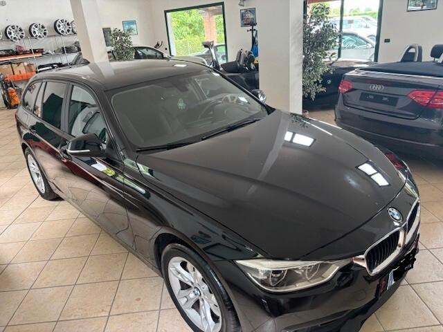 Bmw 320 320d xDrive Touring Luxury 4x4 integrale 190 cv euro 6 B